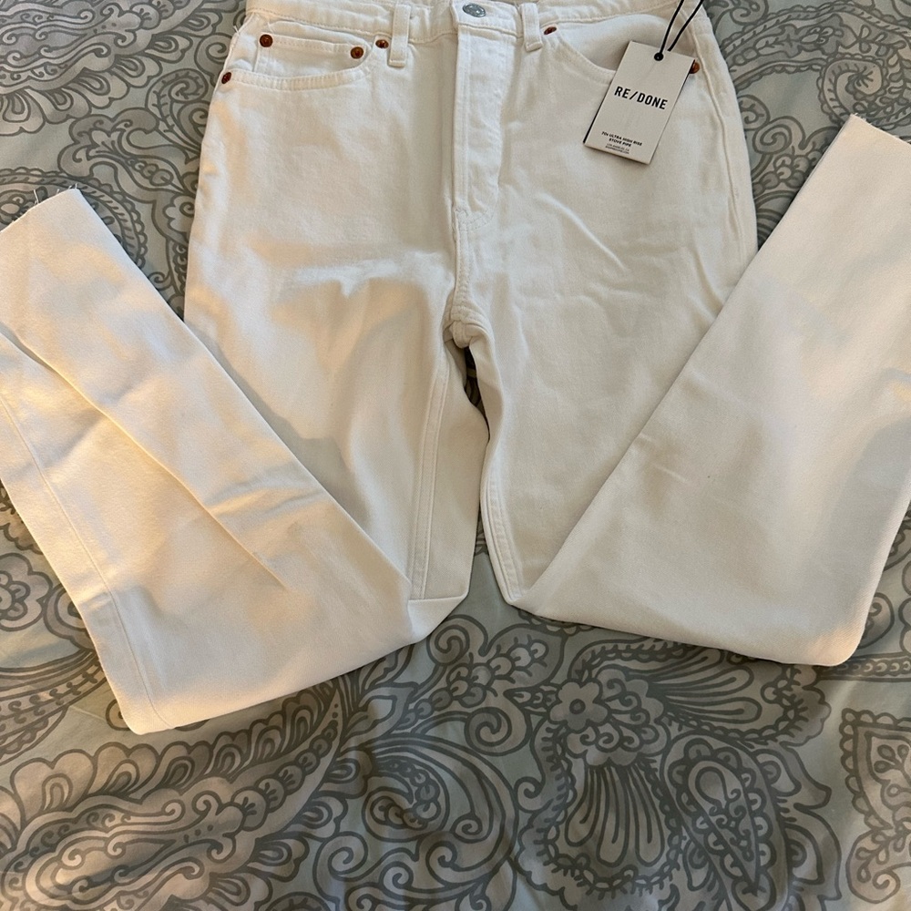 Women's Redone Jeans - Picture 5 of 9